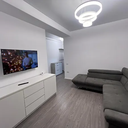 Erika Apartman Năvodari
